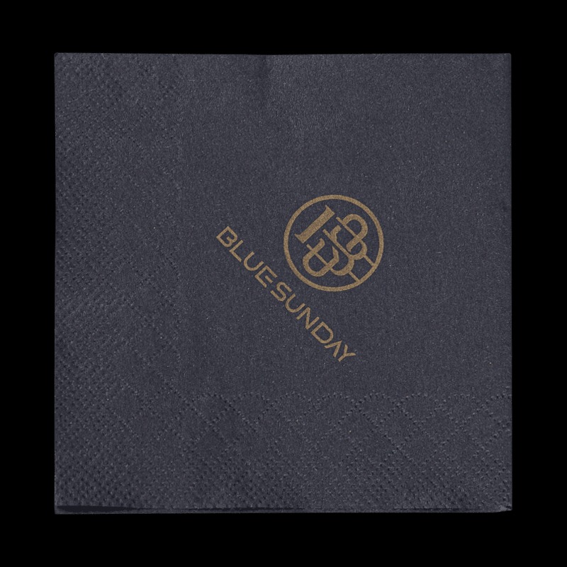 Feabhsaíonn Naipcíní Páipéir Dath Clóbhuailte Ilchineálacha taithí iomlán na hócáide